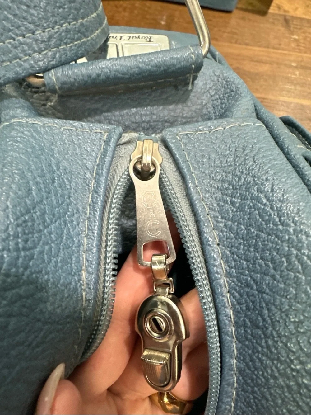Vintage Royal Travellers Rail bag- 1970’s